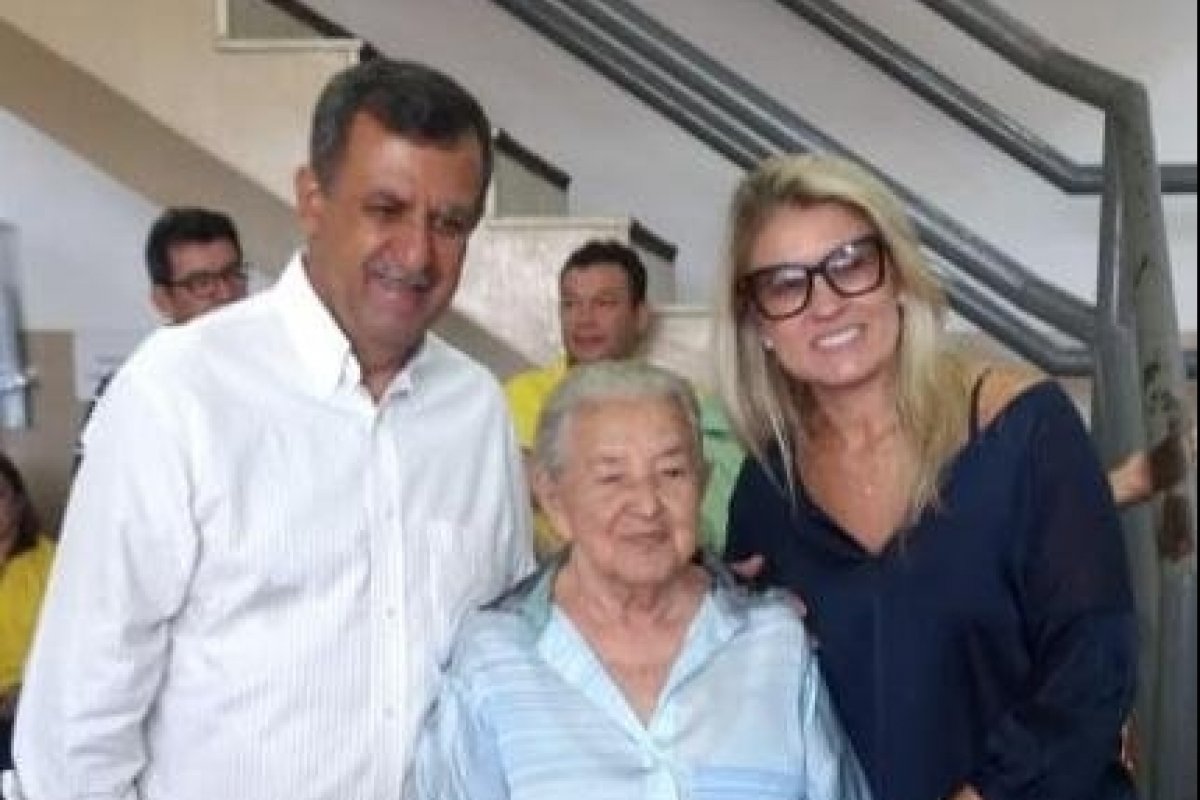 Prefeitura de Barreiras decreta luto oficial pelo falecimento da mãe do prefeito Zito Barbosa