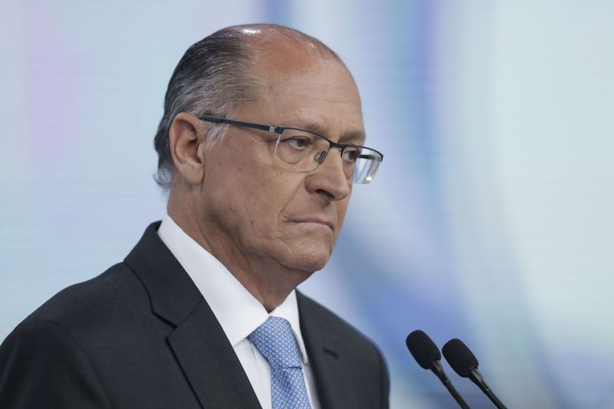 Justiça decreta sequestro de bens de Geraldo Alckmin