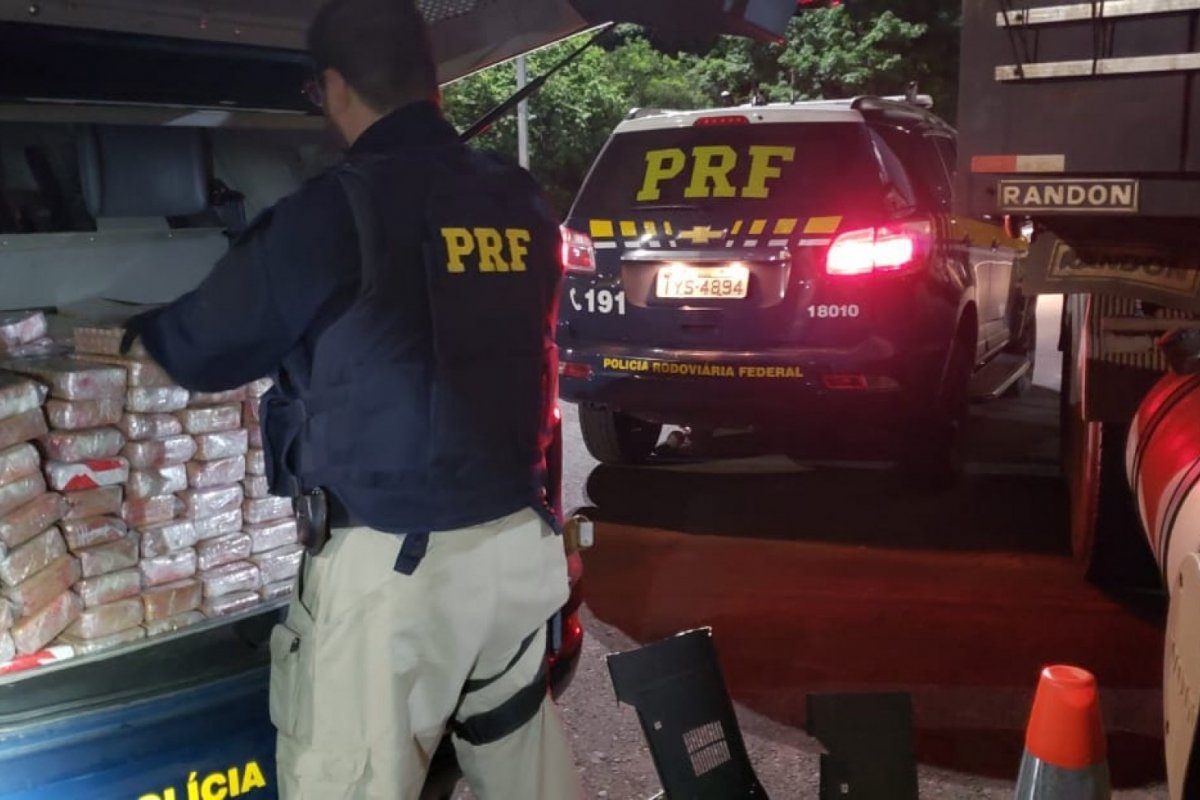 Apreensão de drogas no Brasil cresce mais de 200%