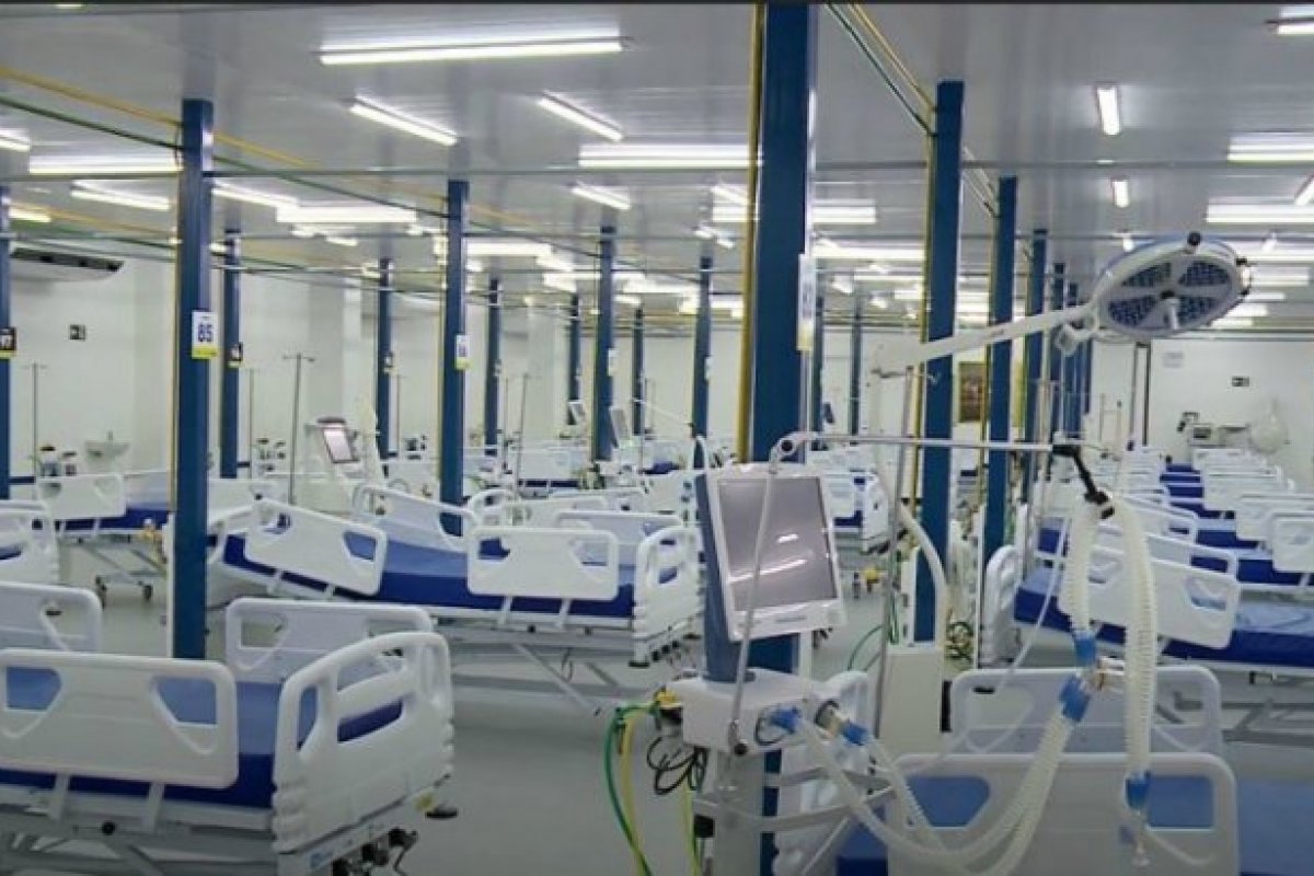 Ministério da Saúde diz que 43% dos que contraem covid em hospitais morrem