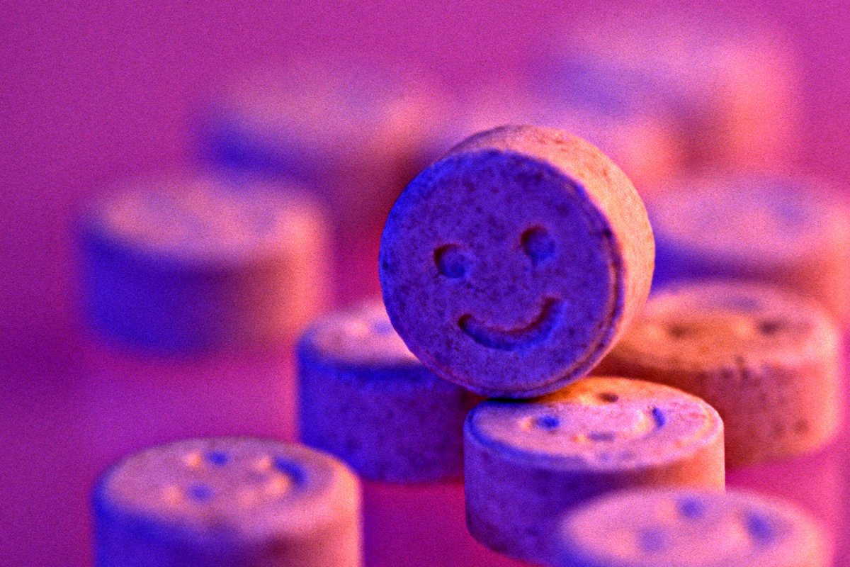 Criança de 3 anos é internada com intoxicação por uso de ecstasy