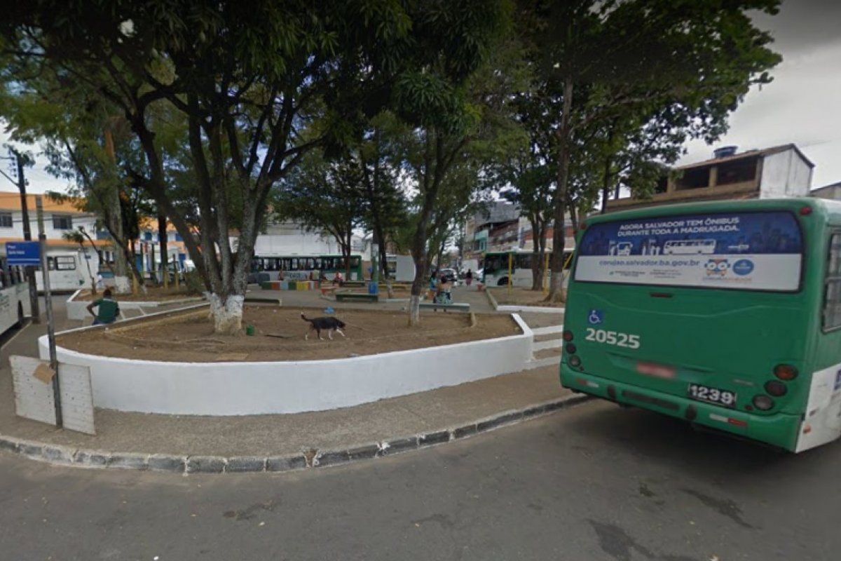 Homem morre após ser baleado no Jardim Santo Inácio, em Salvador