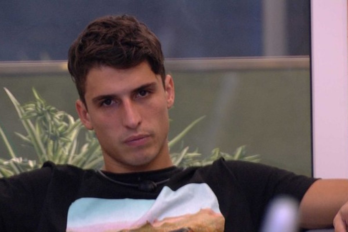 MP oferece denúncia contra ex-BBB Felipe Prior por estupro