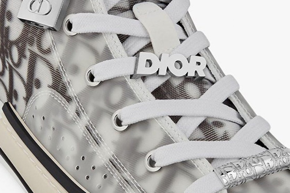 Dior anuncia serviço de customização de tênis
