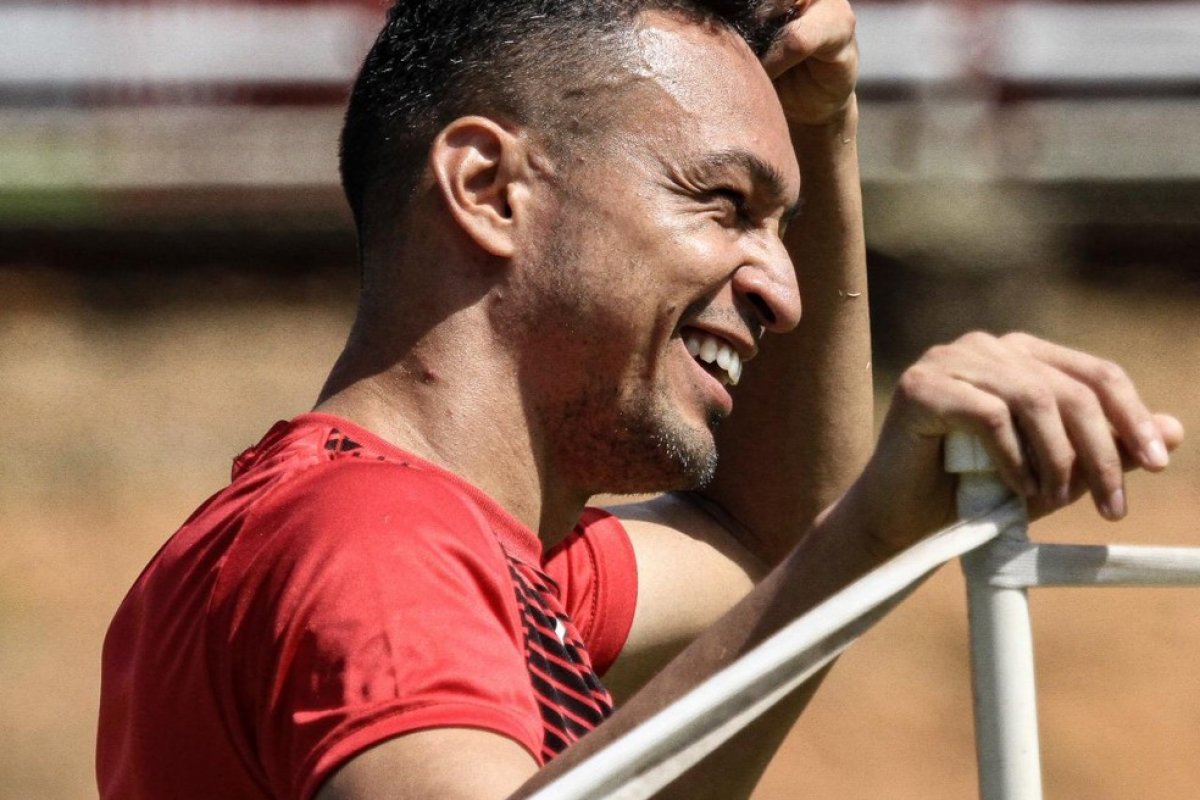 Vitória dá pontapé inicial na Série B diante do Sampaio Correia no Barradão