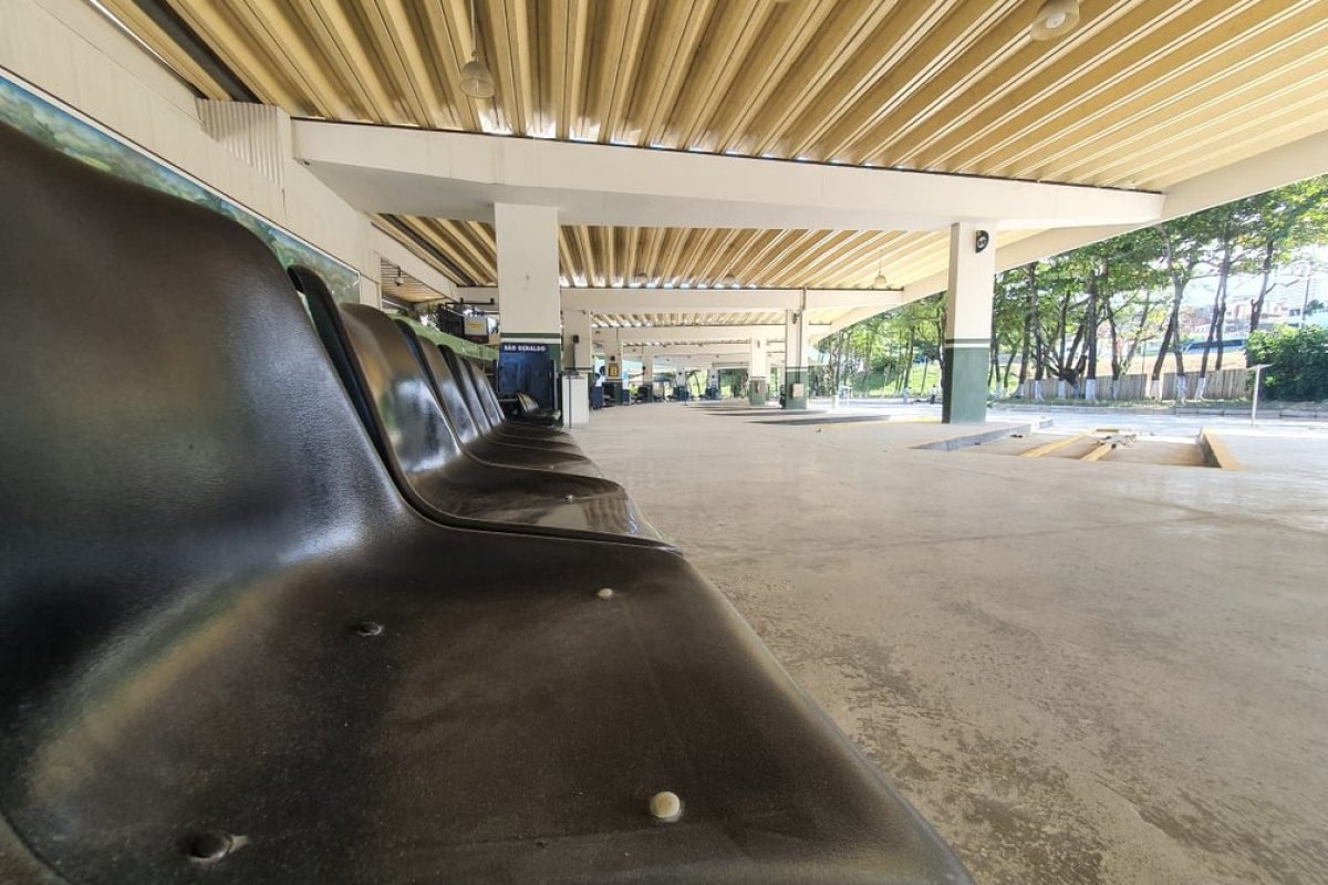 Mais dois municípios baianos têm transporte suspenso; total é de 392