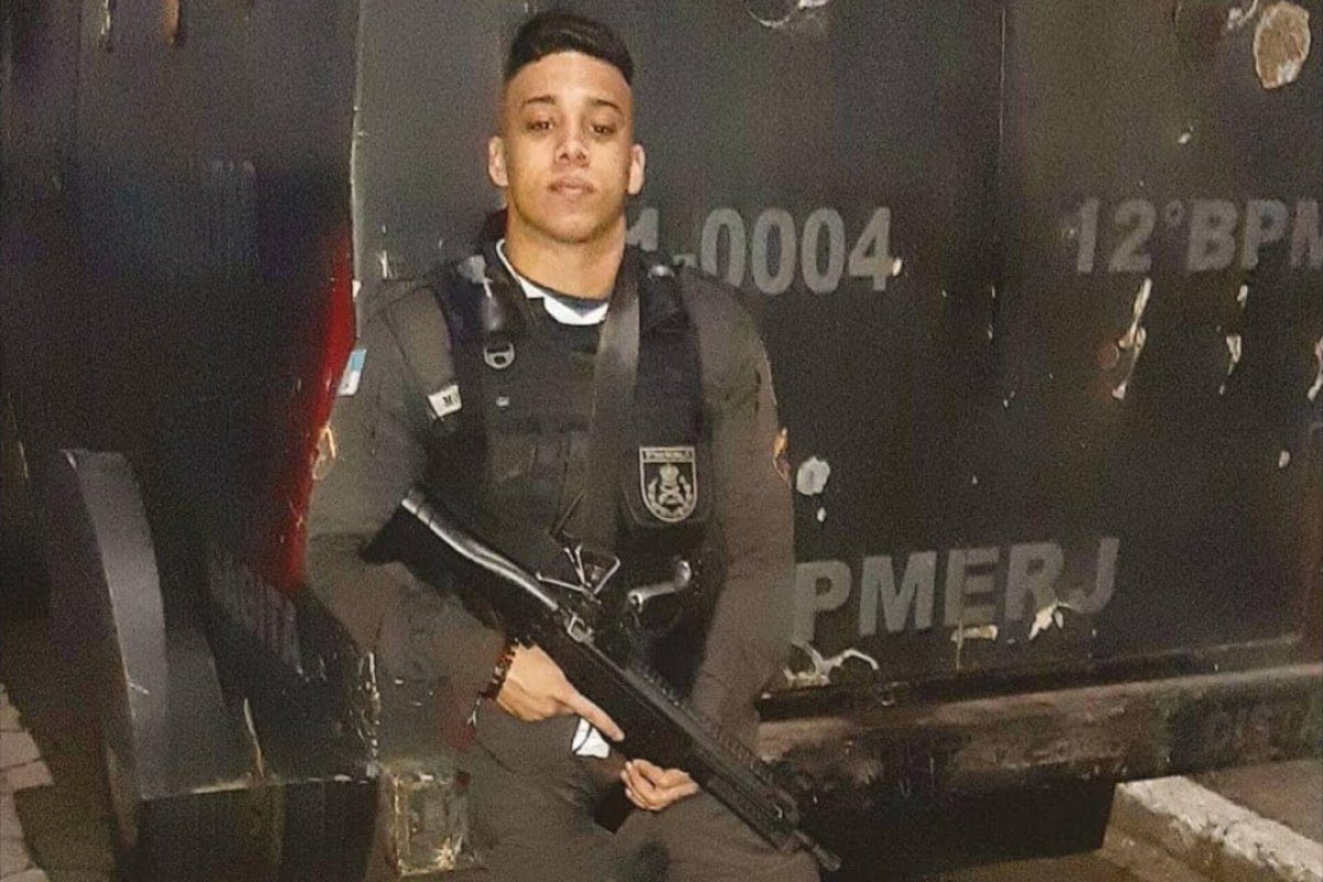 Expulso por deserção, youtuber Gabriel Monteiro é reintegrado à PM