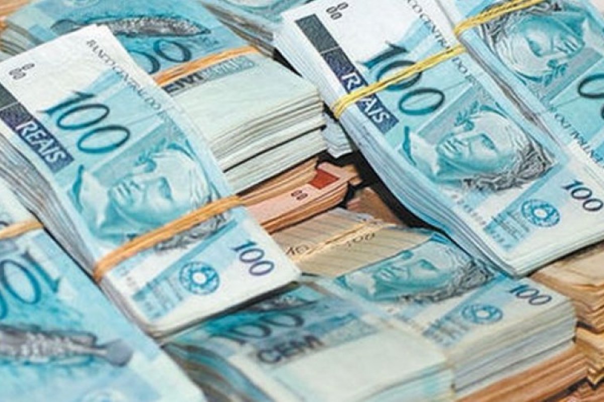 Levantamento aponta que fundo partidário paga empresas de dirigentes e salários de parentes