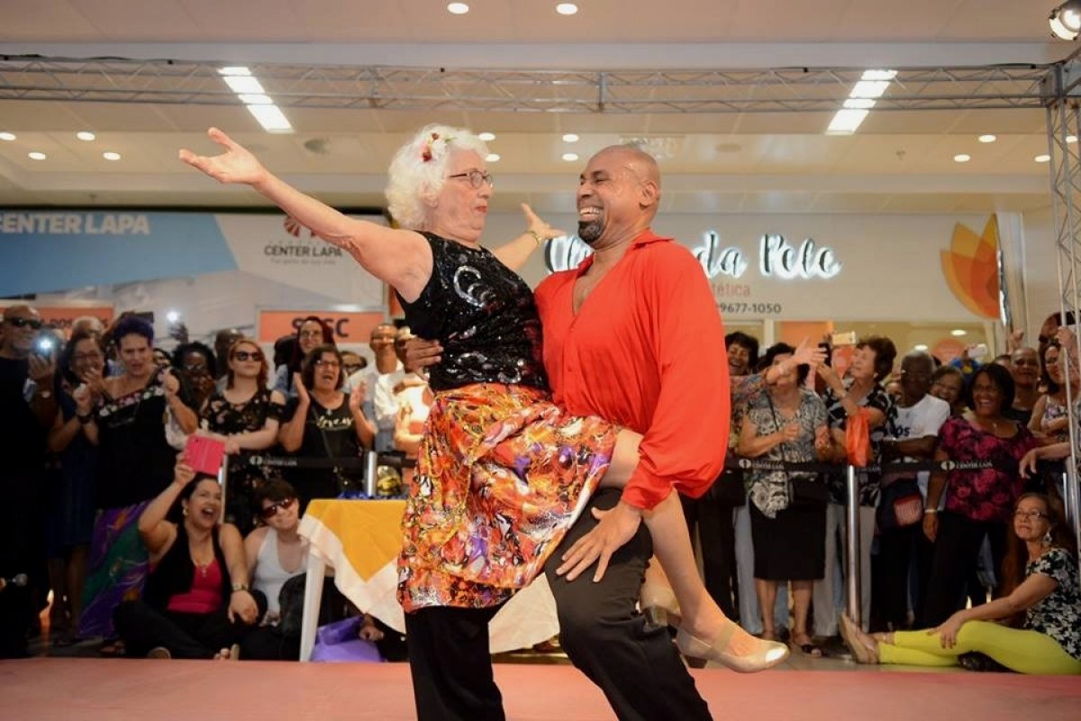 Shopping em Salvador promove oficinas, atividades de lazer e saúde gratuitos para idosos