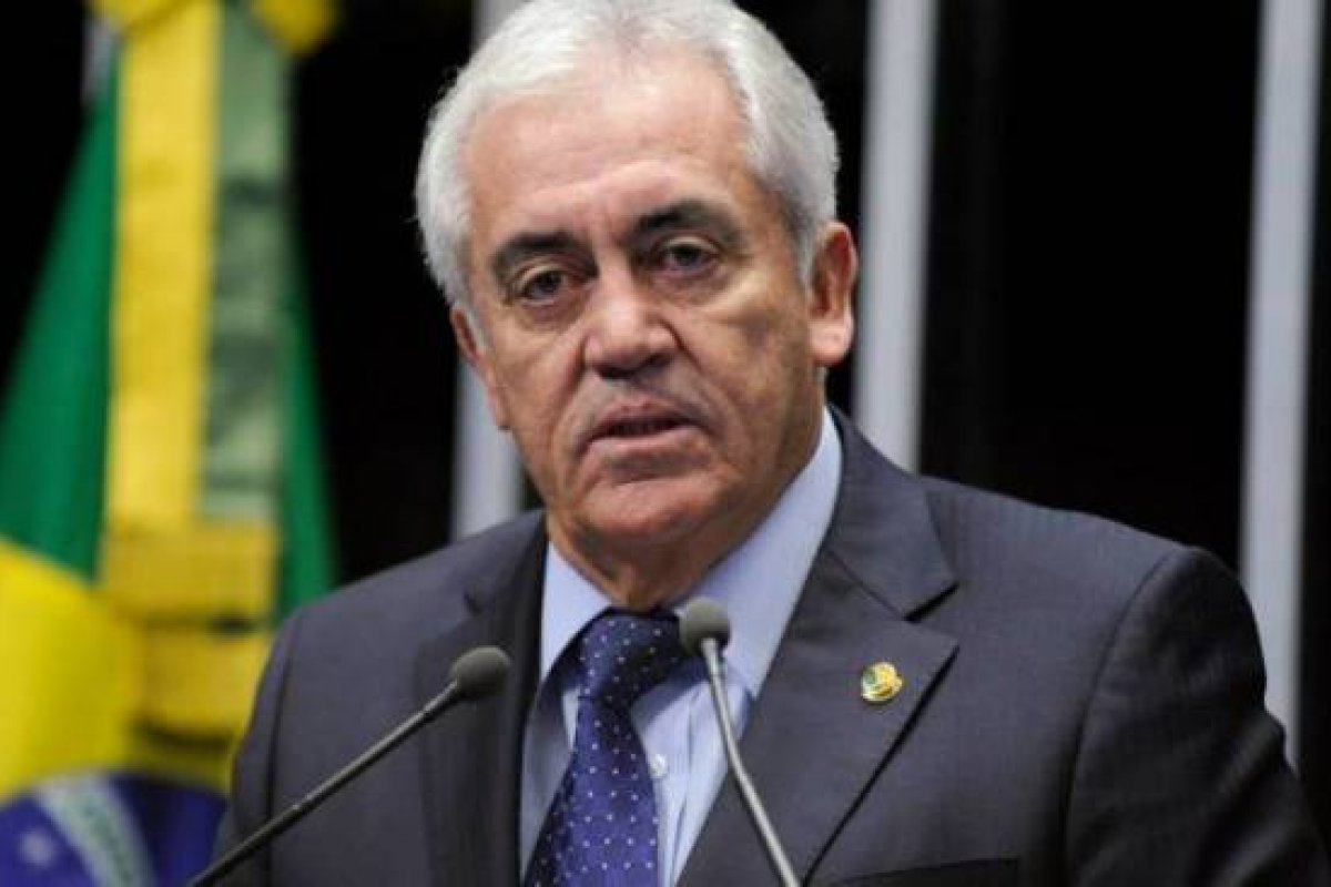 Senador Otto Alencar gastou mais de R$ 10 mil com serviços dos Correios em 2020