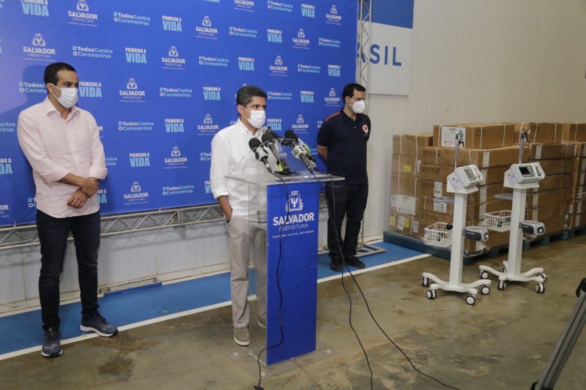 ACM Neto anuncia distribuição dos 55 novos respiradores