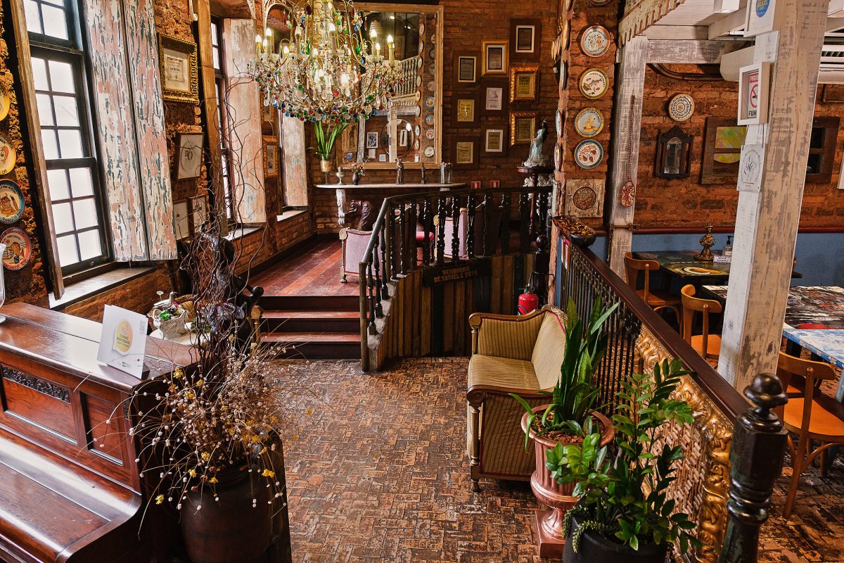 Restaurante Casa de Tereza se conecta com a alegria do baiano e abre suas portas em grande estilo