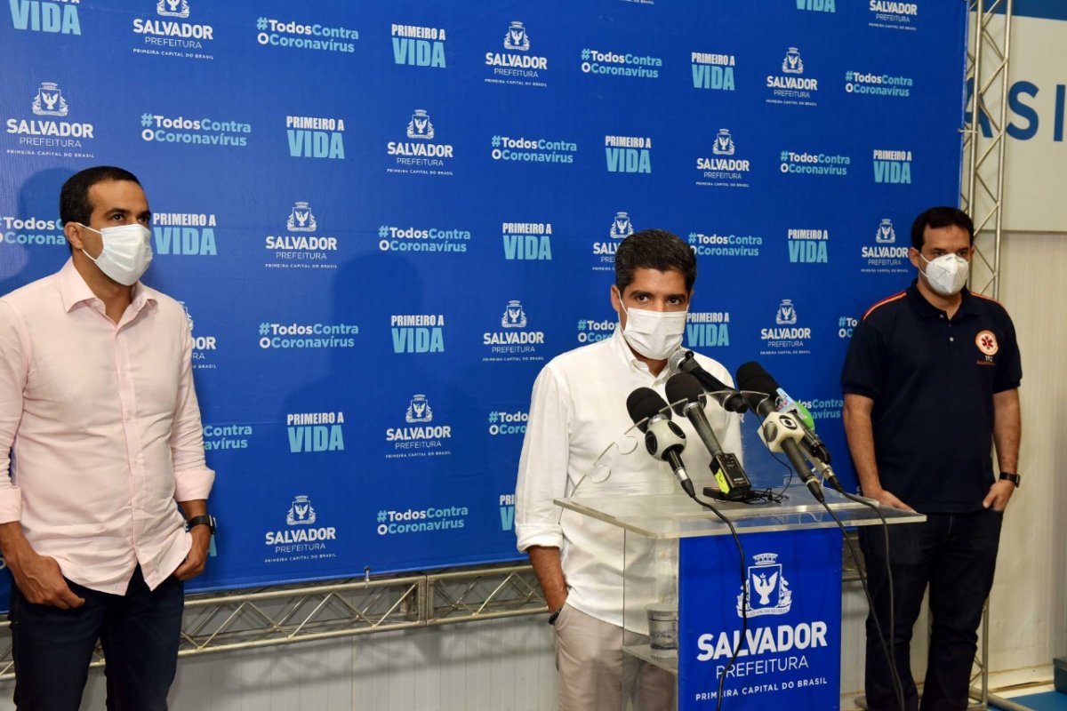 Neto avalia primeiro dia de abertura de restaurantes como "tranquilo"