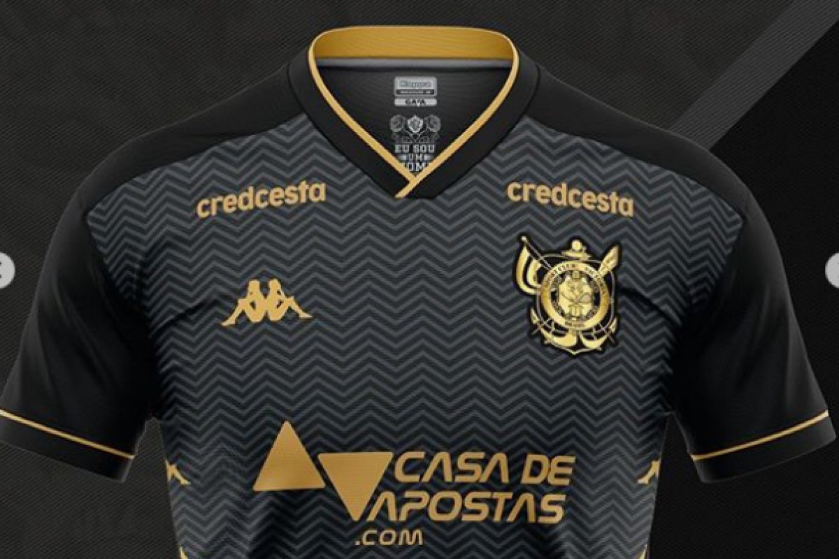 Vitória utiliza no terceiro uniforme escudo náutico e gera polêmica na internet