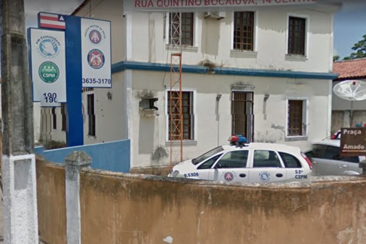 Homem é morto a tiros em frente a uma escola em Mata de São João, na RMS
