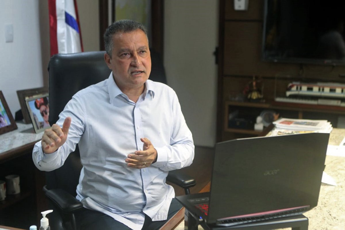 Rui Costa confirma parceria sobre vacina recém-registrada contra  Covid-19 na Rússia