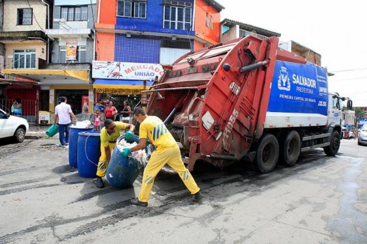 Com pandemia, Salvador recolhe cerca de 3 mil toneladas de lixo diariamente