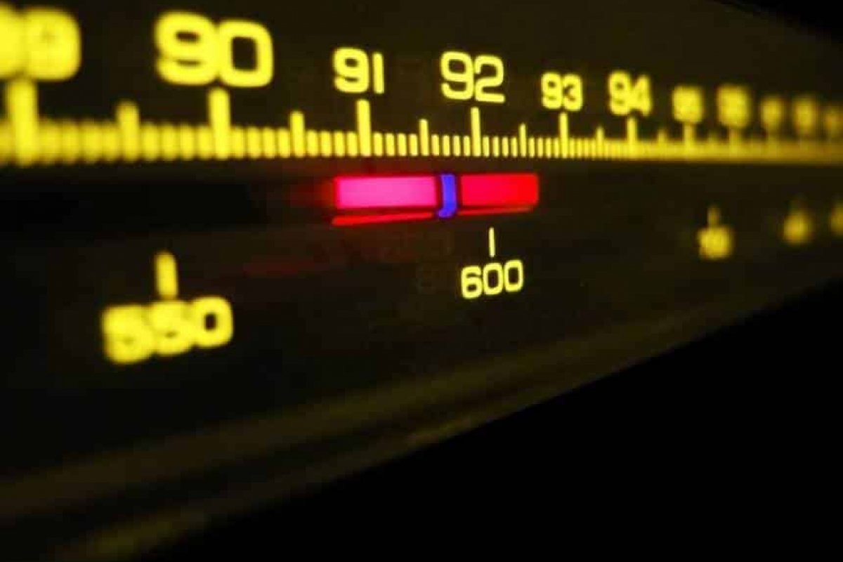 Governo promove mudanças no regulamento de serviços de retransmissão de rádio