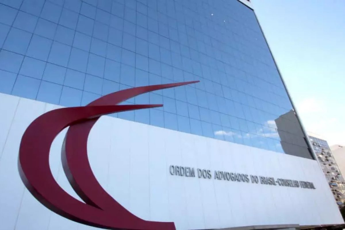 Pensão para ex-funcionário é considerado "arquivo vivo"