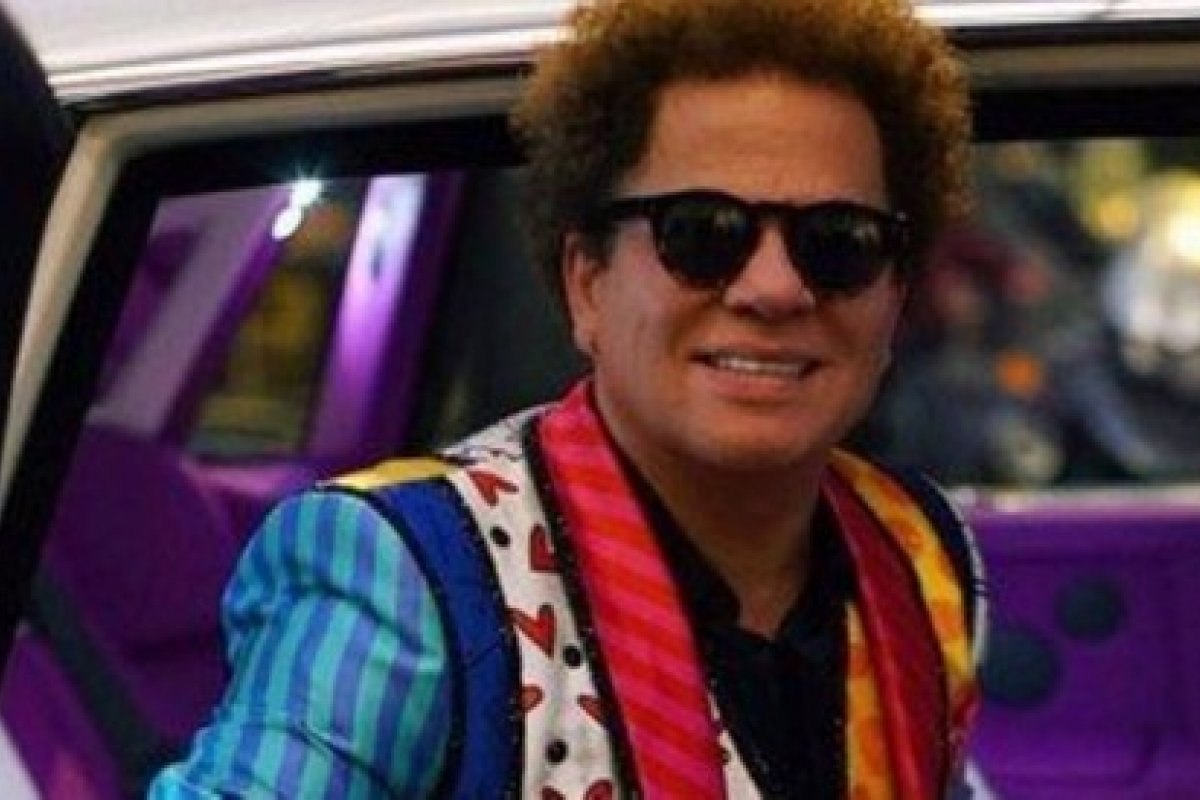 Artista plástico Romero Britto se manifesta após vídeo de 2017 viralizar: "A internet é injusta"