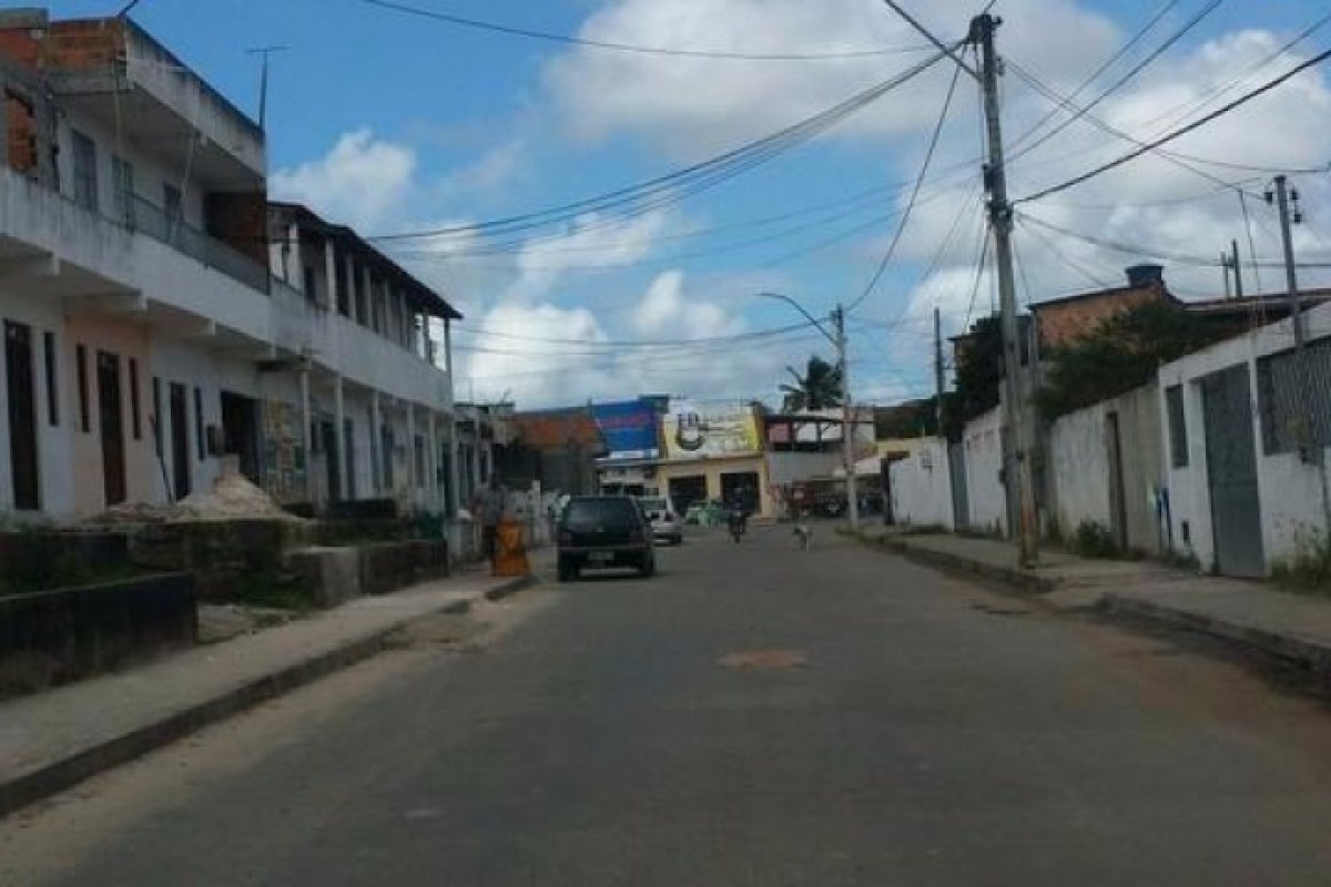 Jovem é morto à tiros em Camaçari