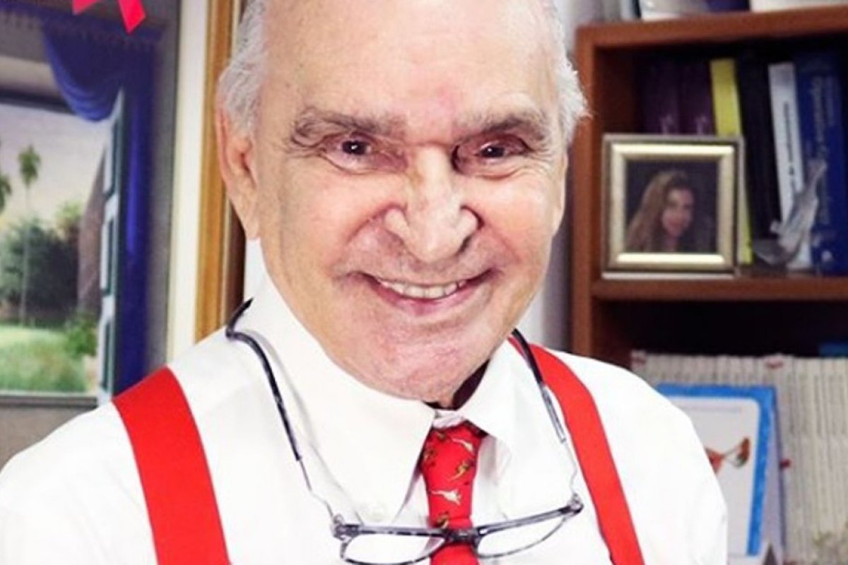 Morre o médico e cientista Elsimar Coutinho, aos 90 anos