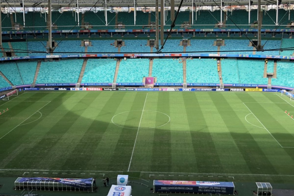 Bahia, com um a menos, segura empate contra o Cruzeiro