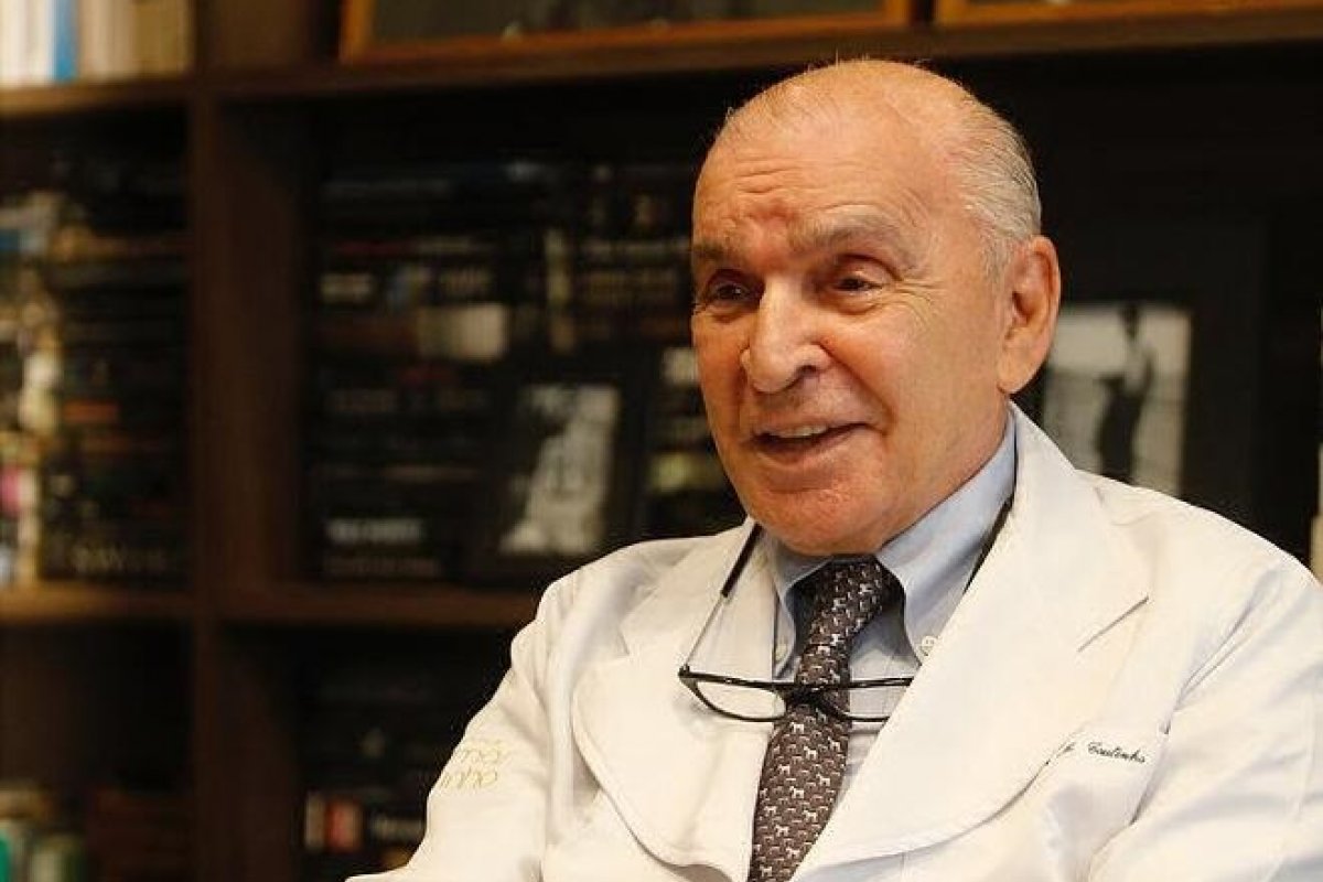 Dupla BaVi presta homenagem a Elsimar Coutinho