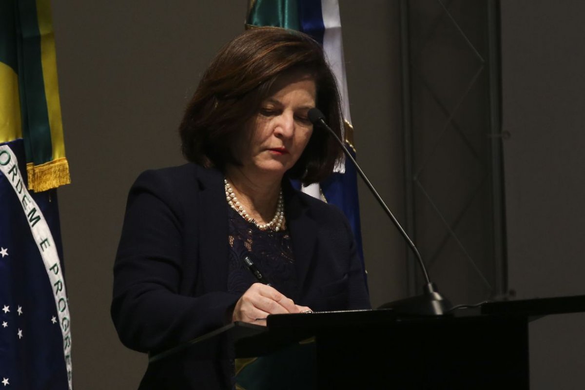 Procuradoria do DF diz que decisão de Raquel Dodge coloca Operação Zelotes em risco