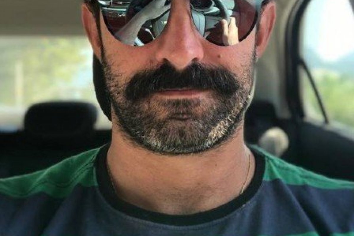 Ex galã da Globo vira motorista de aplicativo