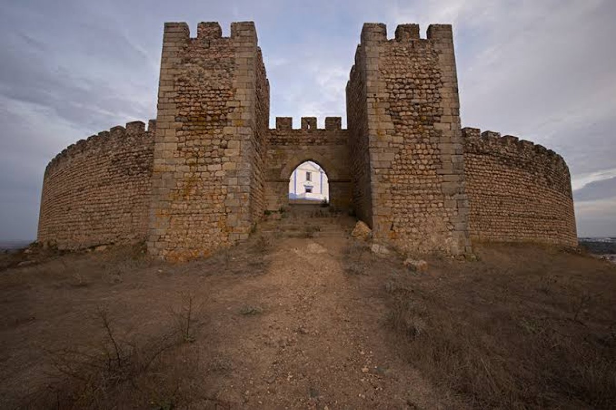 8 castelos imperdíveis para conhecer no Alentejo