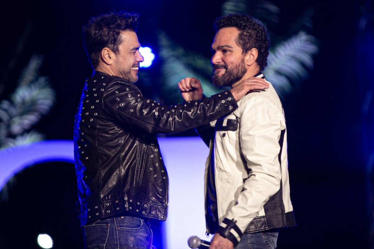 Zezé Di Camargo e Luciano fazem primeiro show Drive In no Allianz Parque