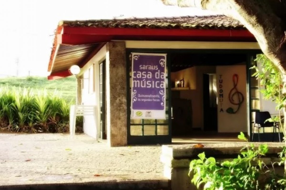 Sarau gratuito reúne diversos gêneros musicais nesta segunda-feira (22), em Itapuã