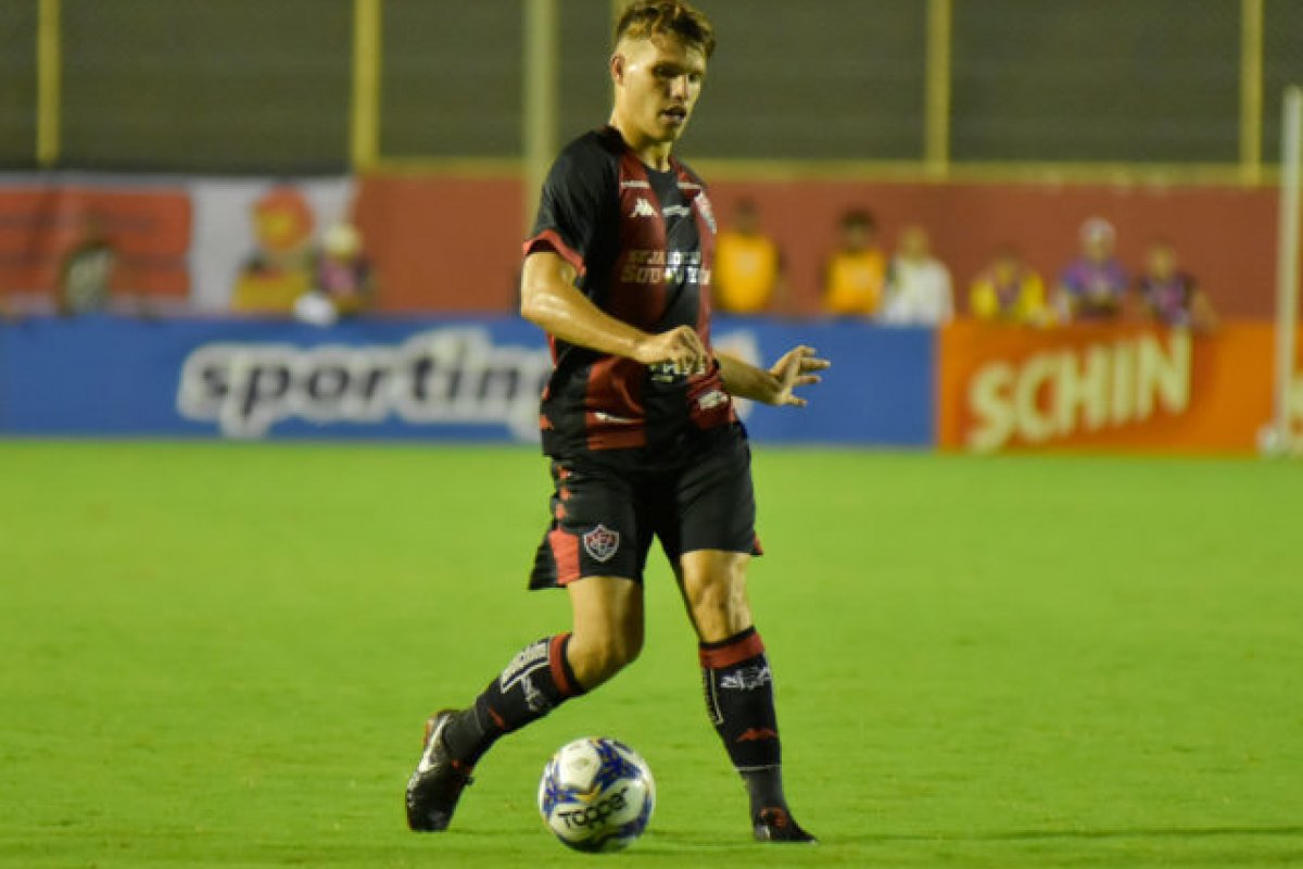 Em partida sem muita emoção, Vitória e Náutico empatam sem gols pela Série B