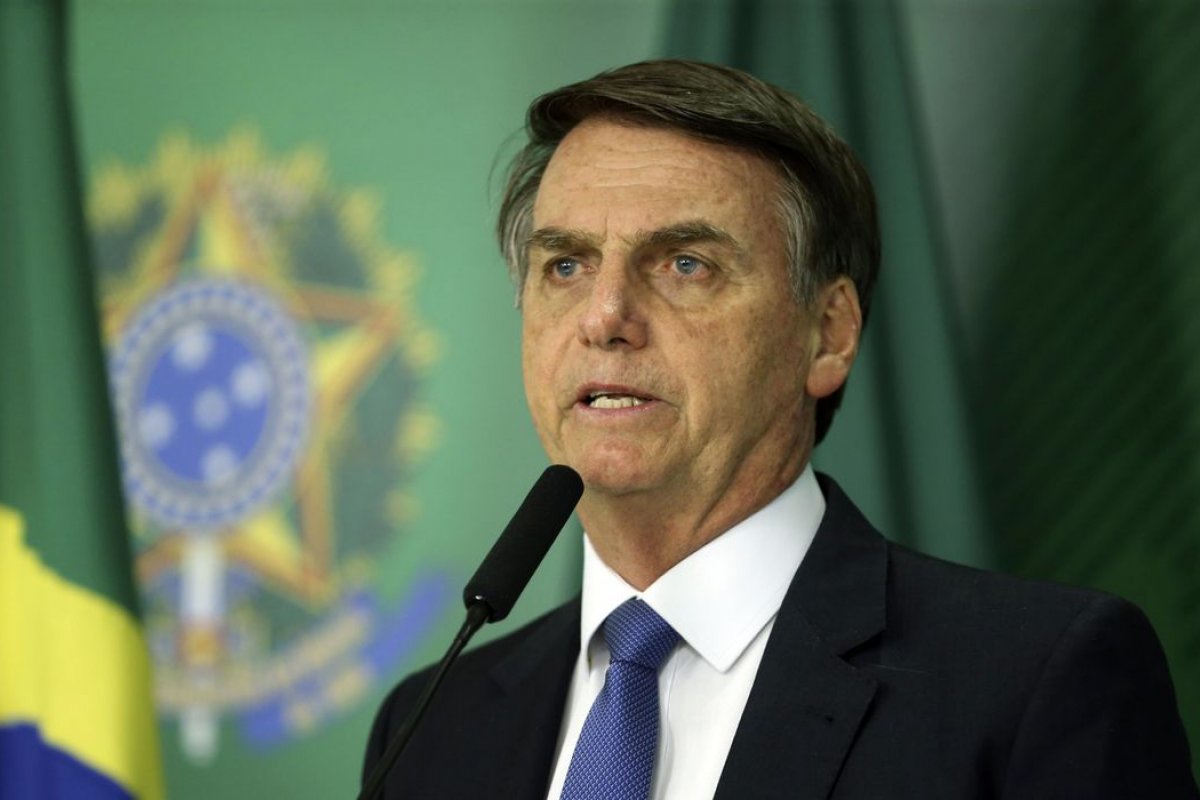 Bolsonaro diz que é 'impossível' governar se Câmara derrubar veto a reajuste para servidores