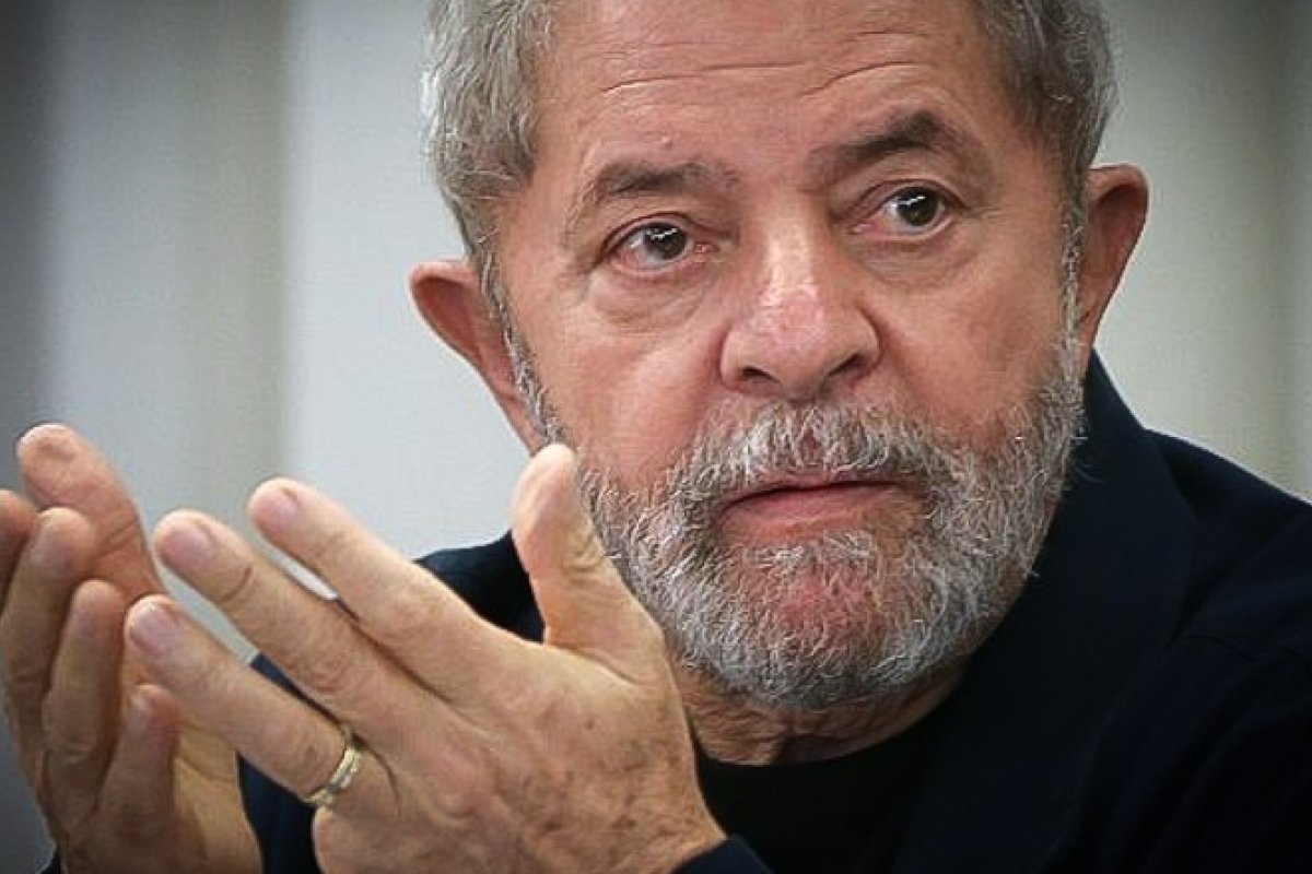 Lula afirma que PT pode não concorrer a presidência em 2022