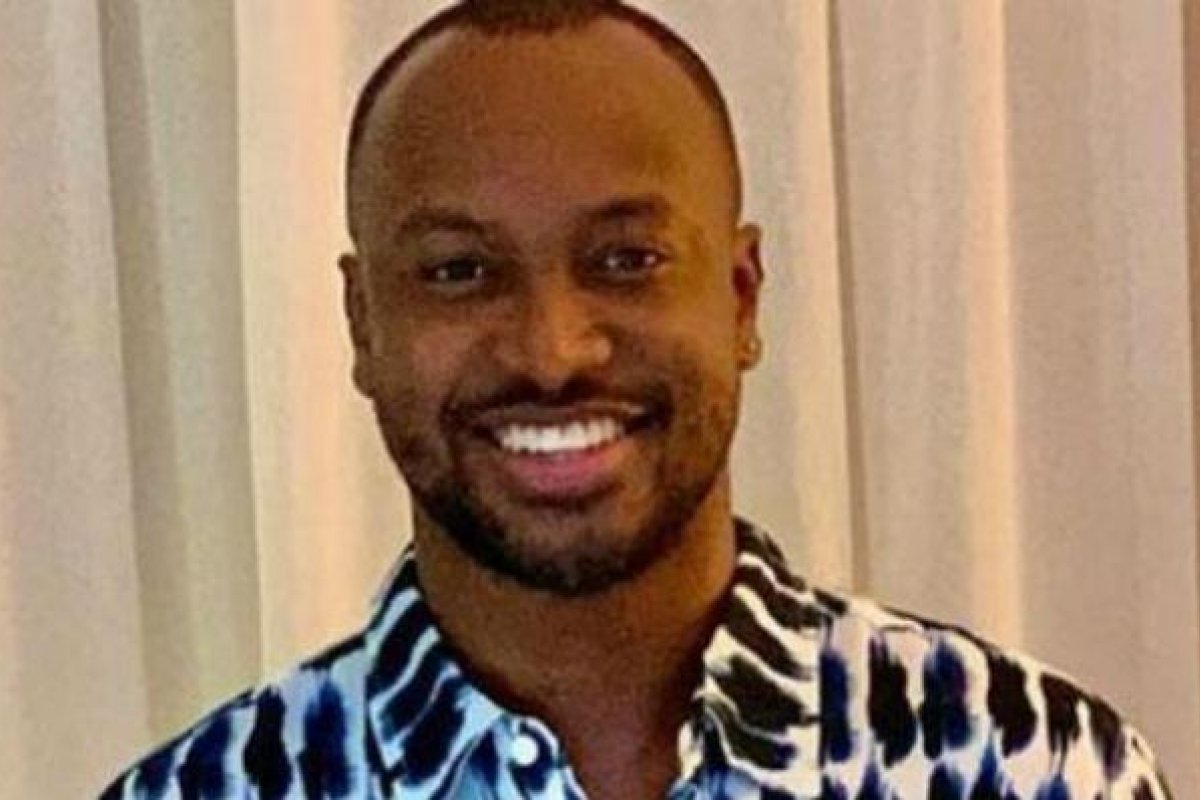 A fila andou: Thiaguinho vive romance com bailarina do Faustão