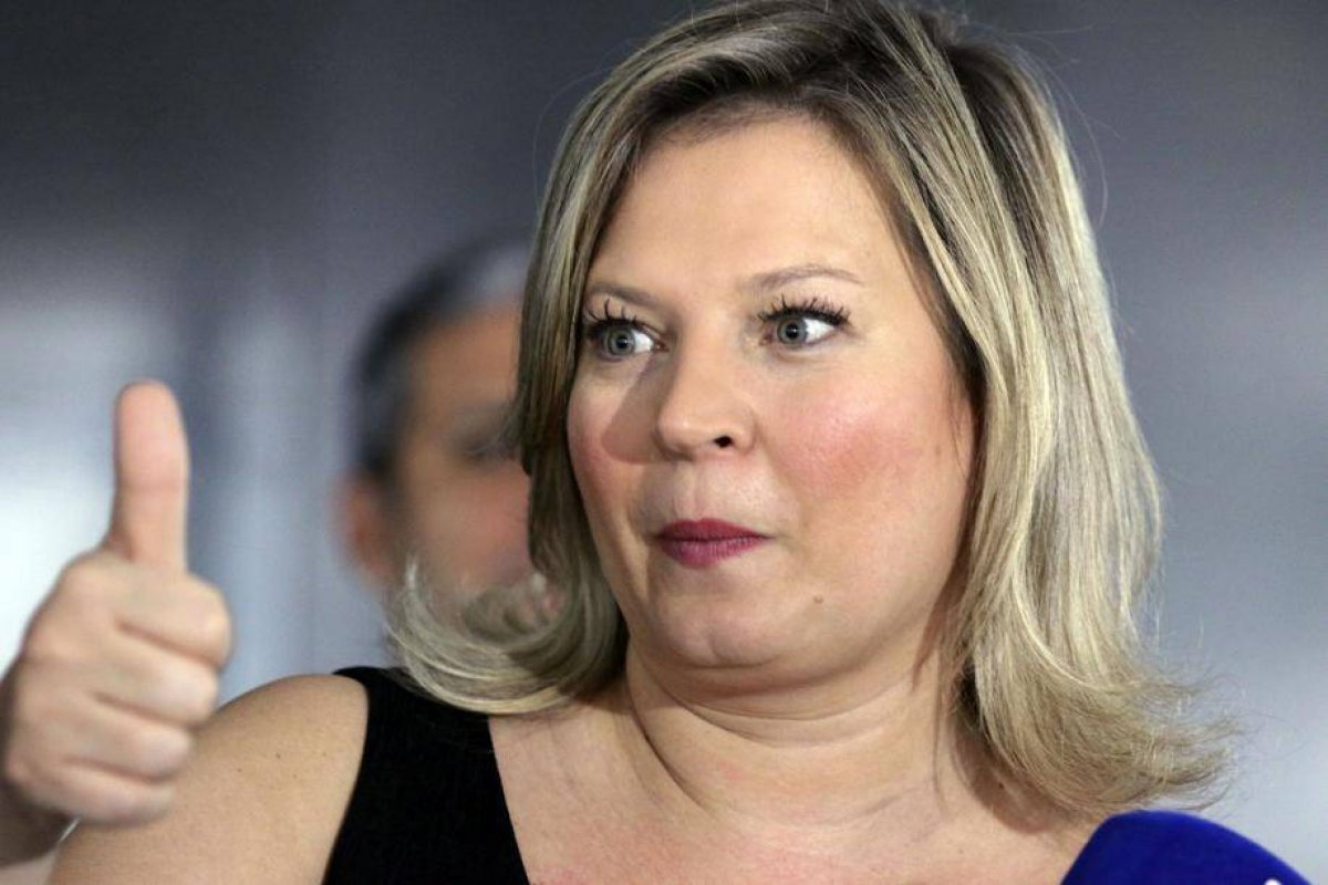 Joice Hasselman pede apoio de Bolsonaro na campanha paulista