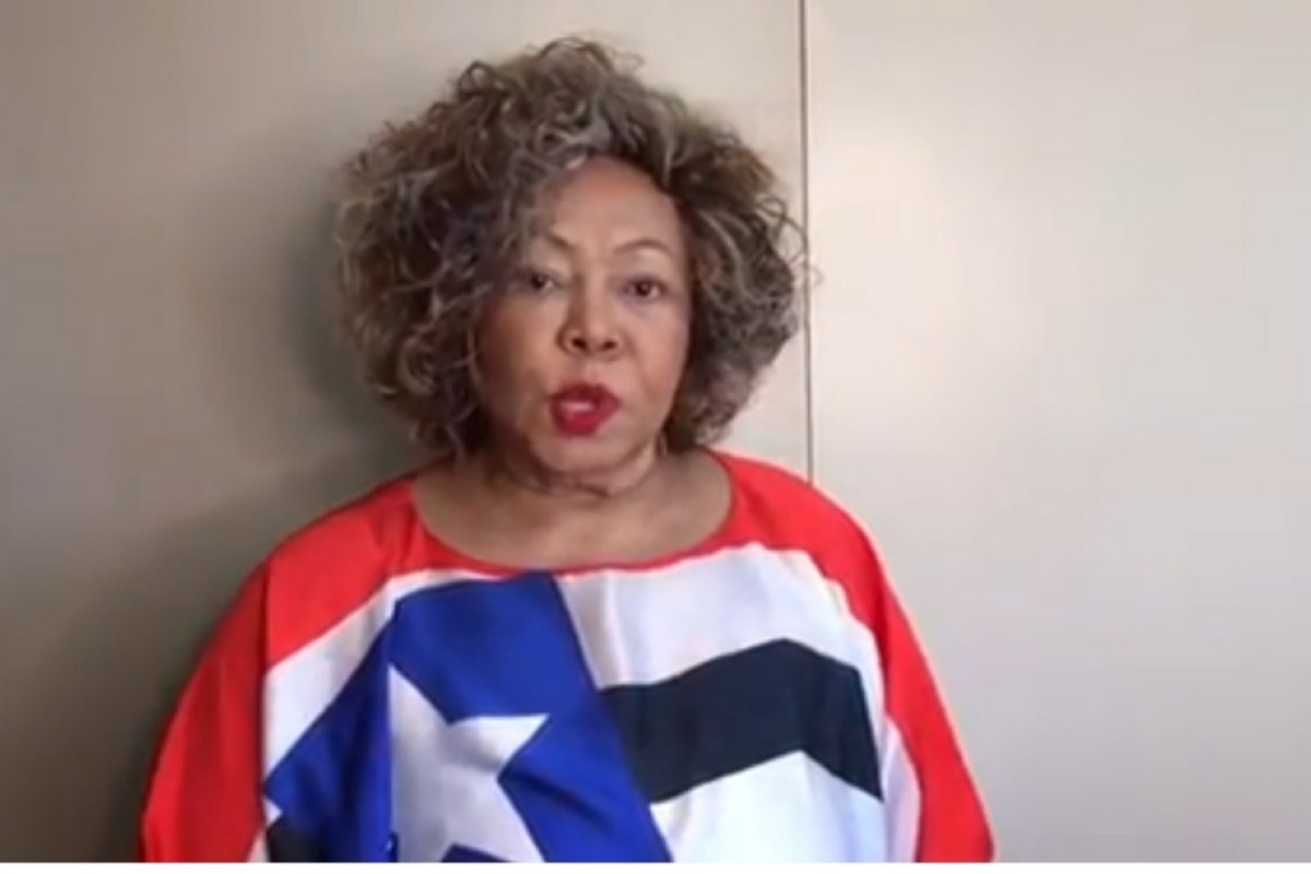 Alcione faz vídeo criticando Bolsonaro e é massacrada nas redes sociais
