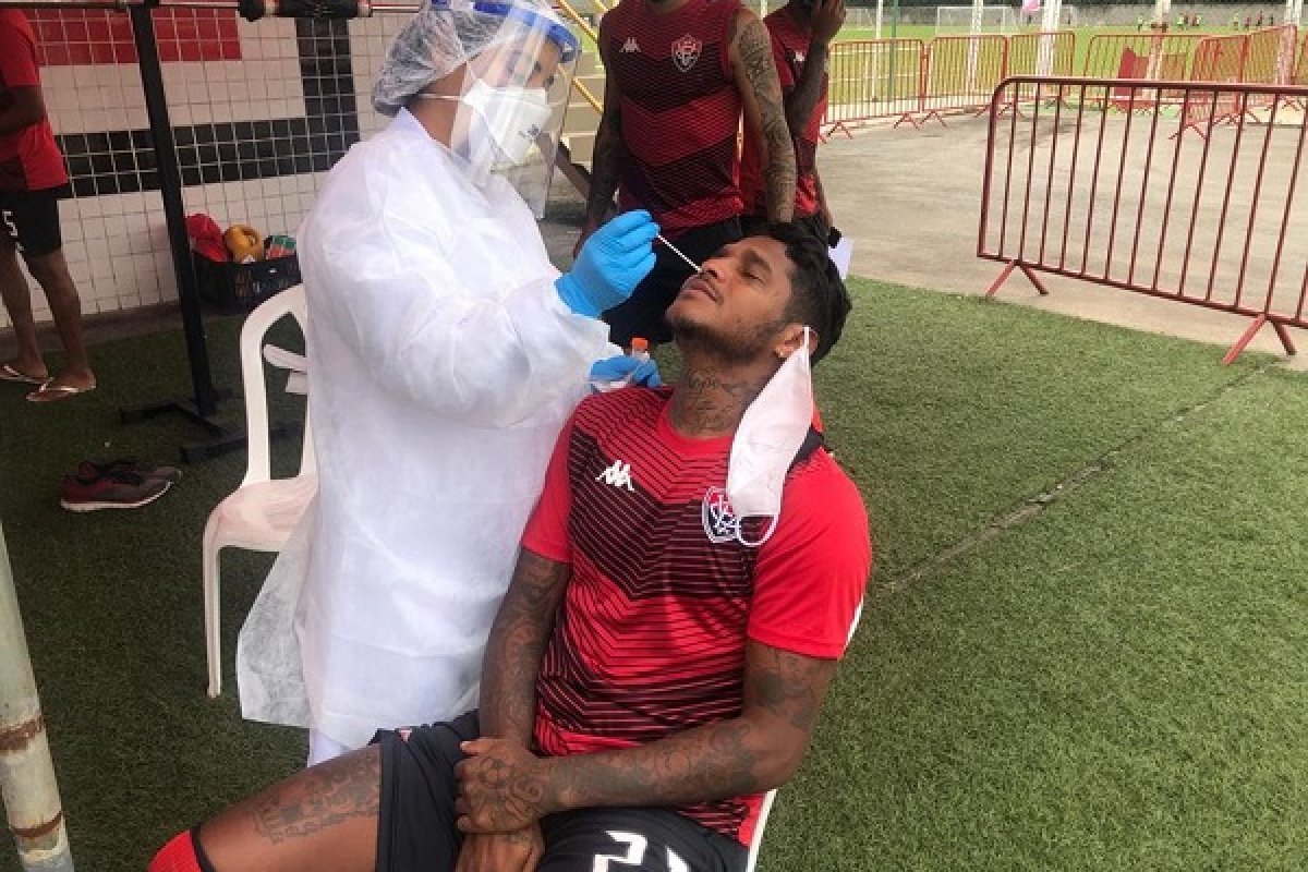 Jogadores do Vitória testam negativo para Covid-19