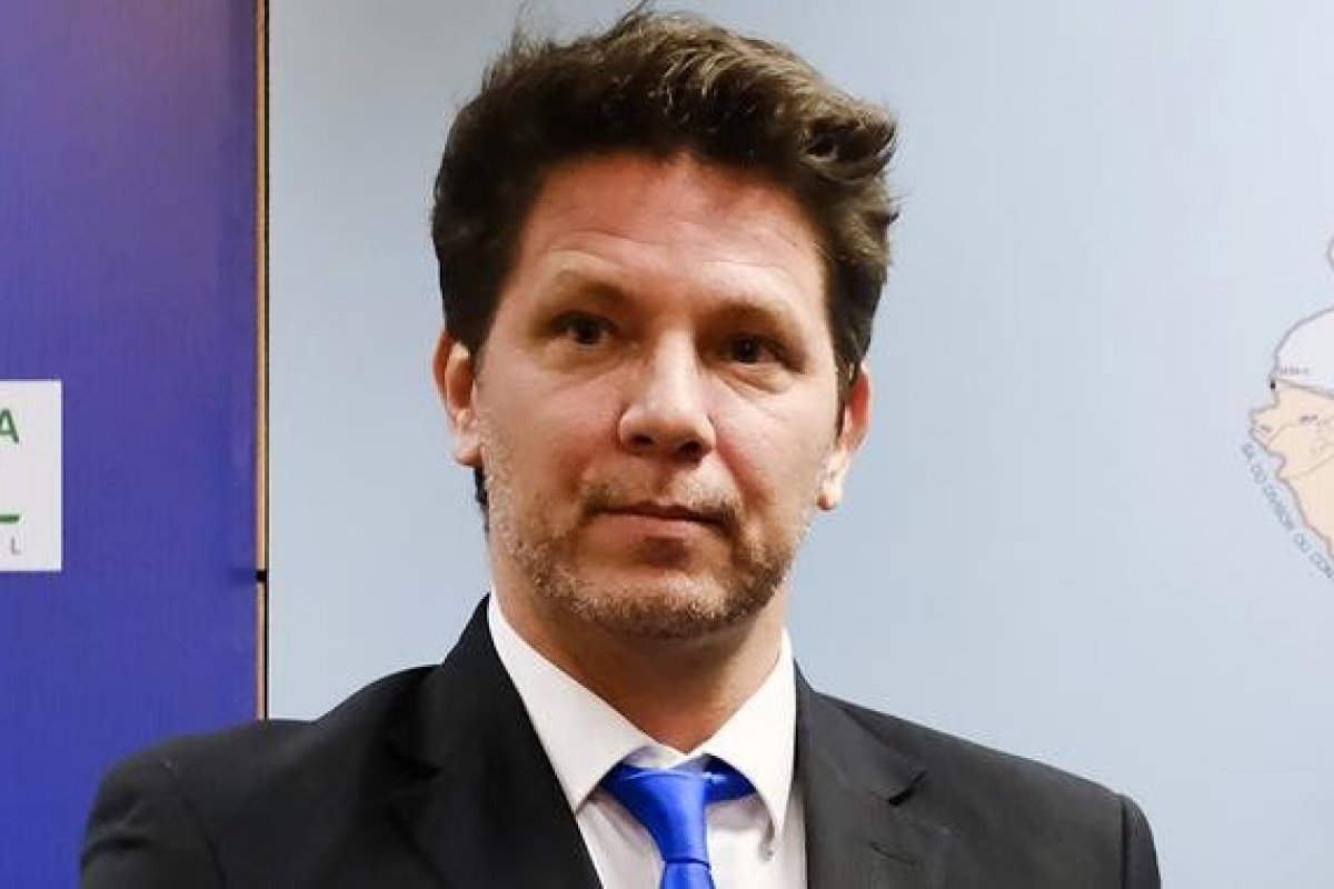 Mario Frias se encontra com Gilberto Gil, Milton Nascimento e Paula Fernandes para debater direitos autorais