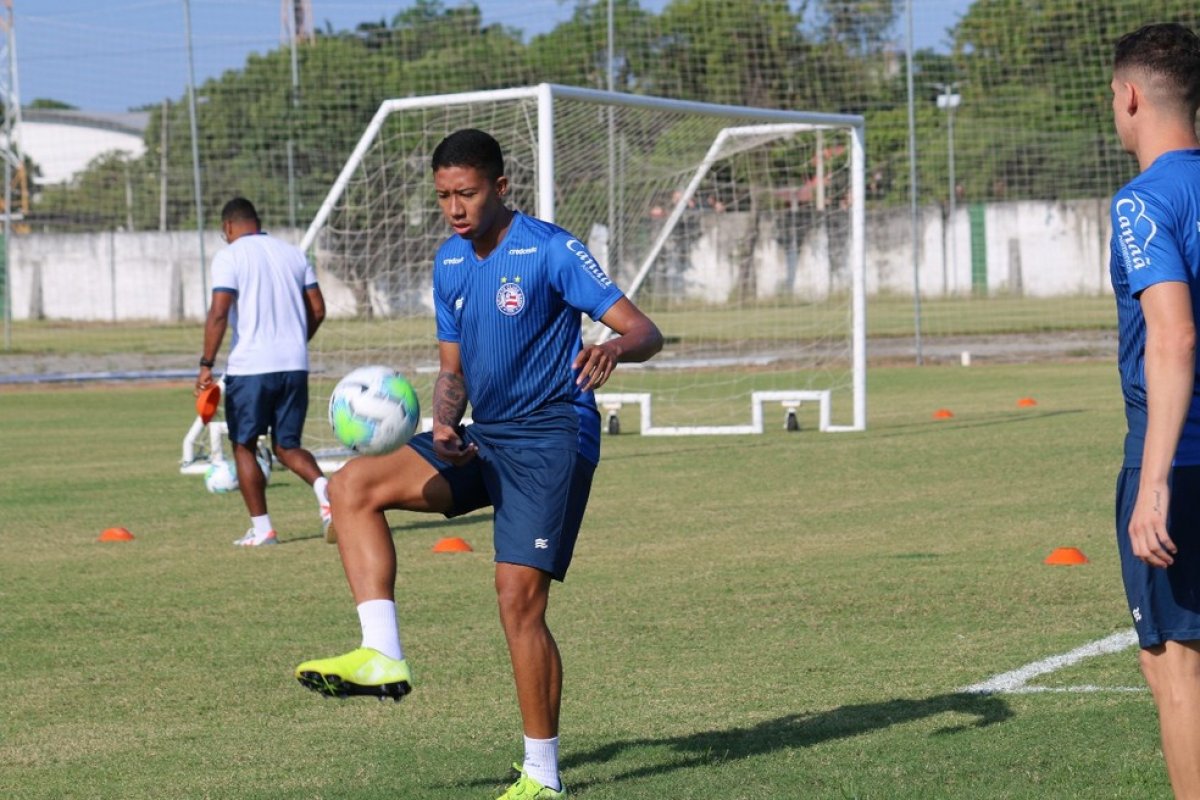 Buscando primeiro triunfo longe de casa, Bahia reencontra Ceará, desta vez no Brasileirão