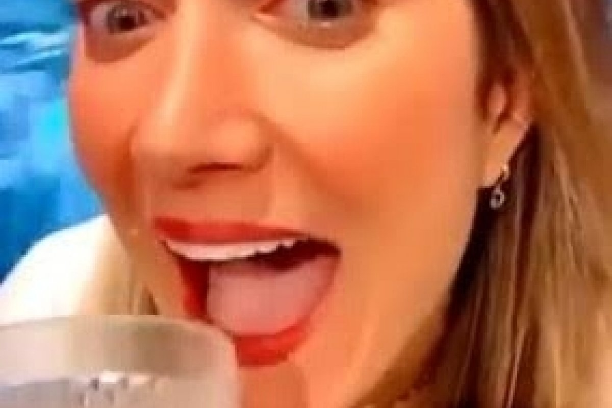 Após furar a quarentena com festa, Gabriela Pugliesi volta a beber: “Estou maravilhosa”