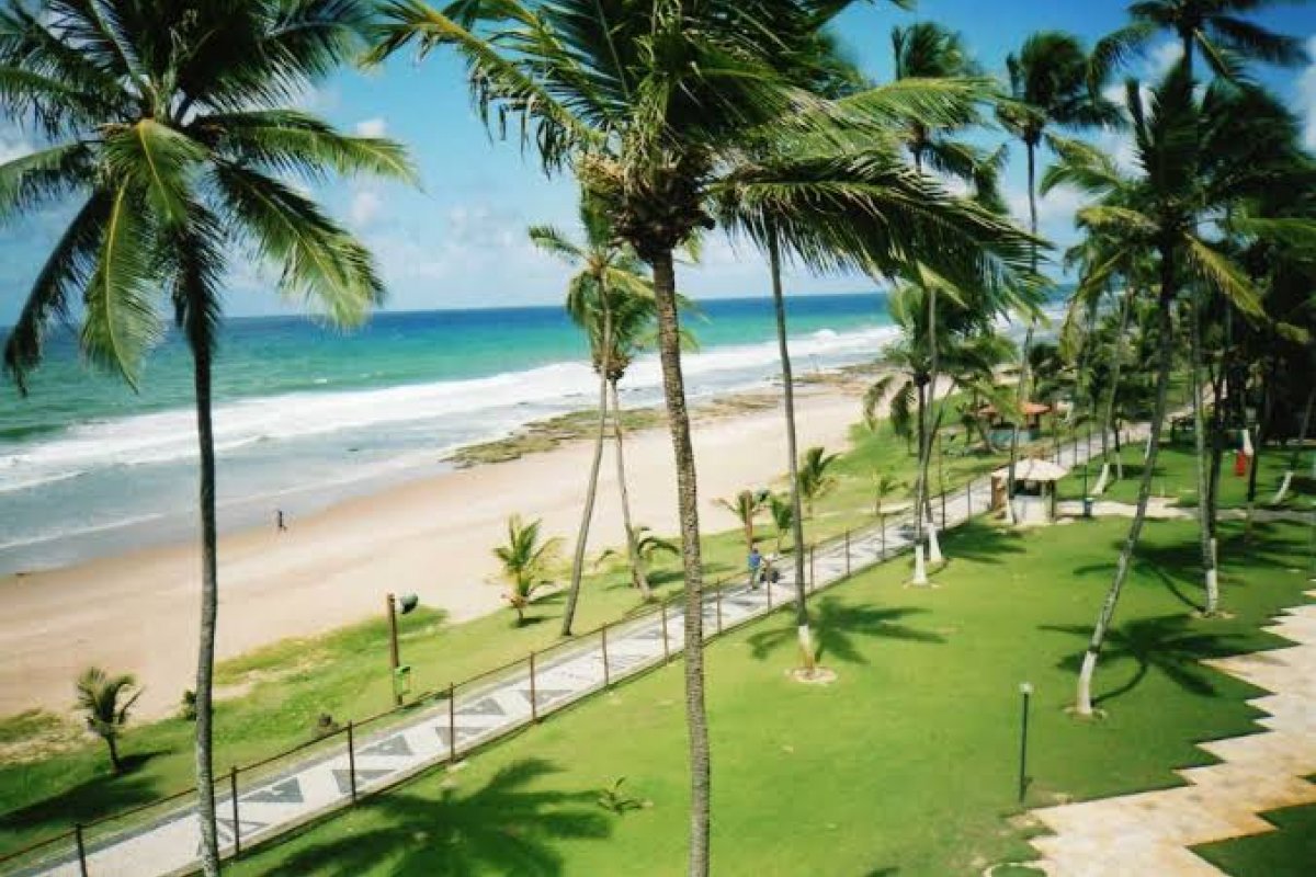 Prefeitura já levou dez pessoas à delegacia por passeio na praia