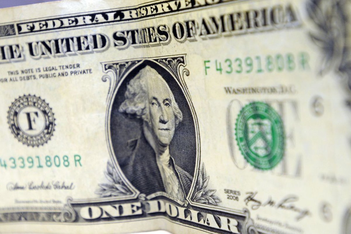 Ativos de brasileiros no exterior ultrapassam US$ 529 bi, diz Banco Central