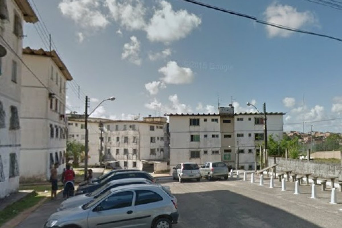 Dois irmãos são mortos após terem casa invadida por homens armados em Salvador