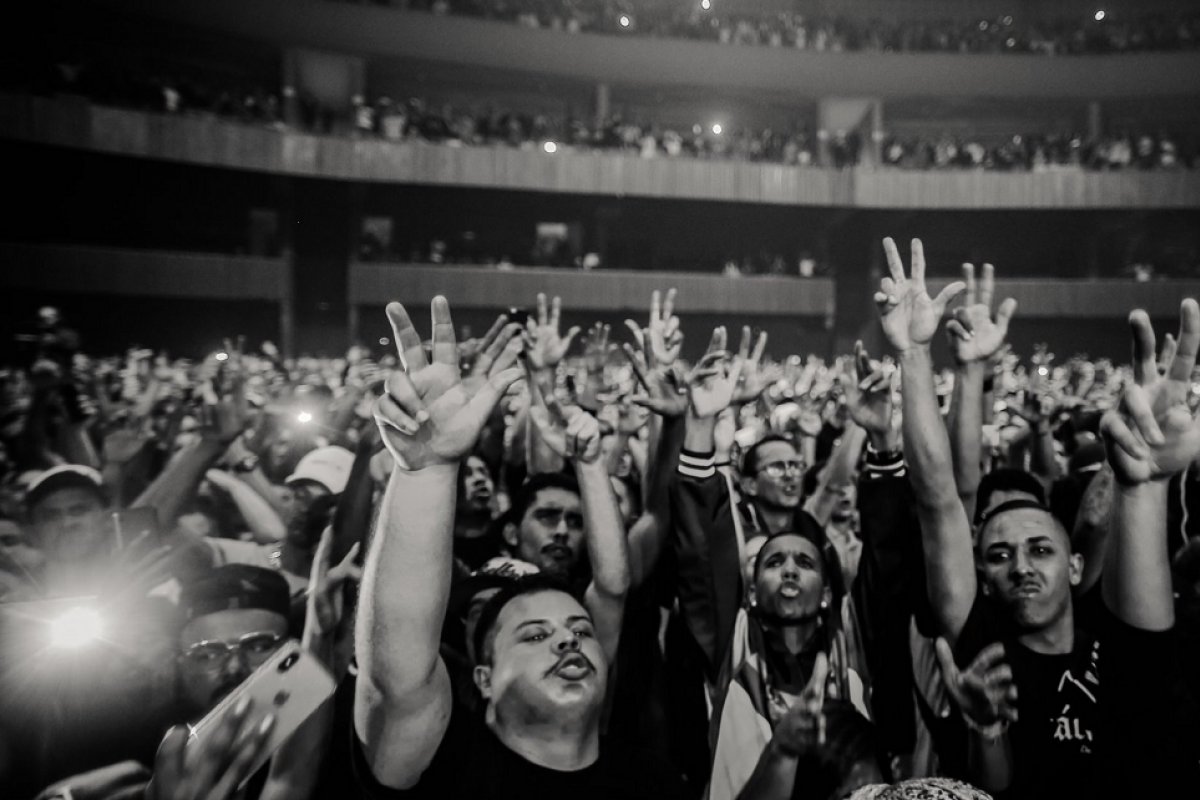 Lei que compensa consumidores por cancelamentos de eventos durante a pandemia entra em vigor