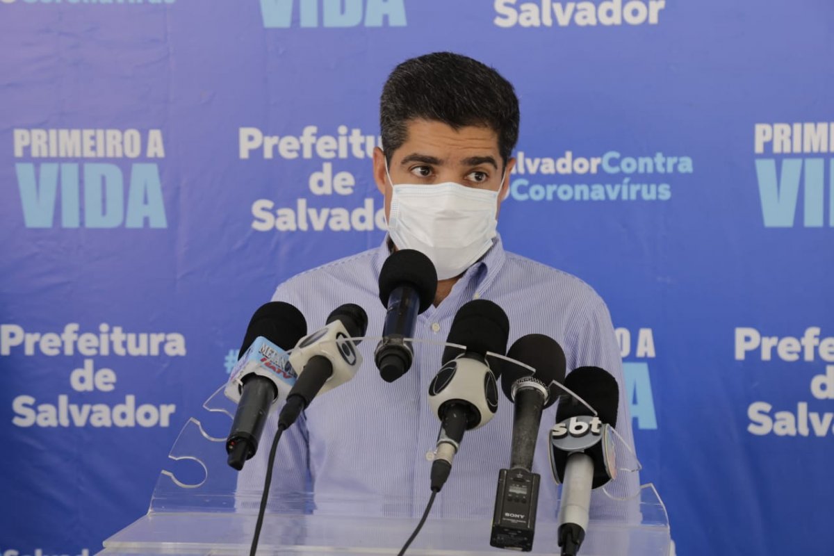 Neto desconversa sobre aliança com o PT e diz que é cedo pra pensar em 2022