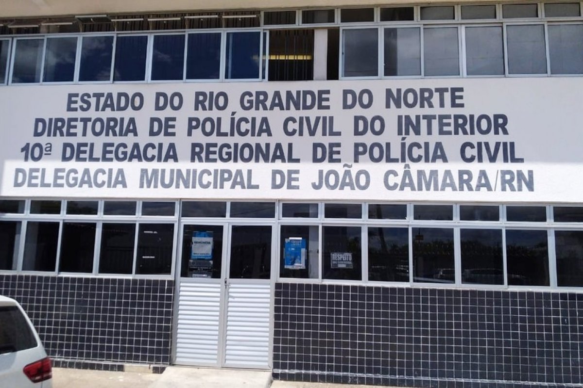 Pai é preso suspeito de estuprar filha de 4 anos