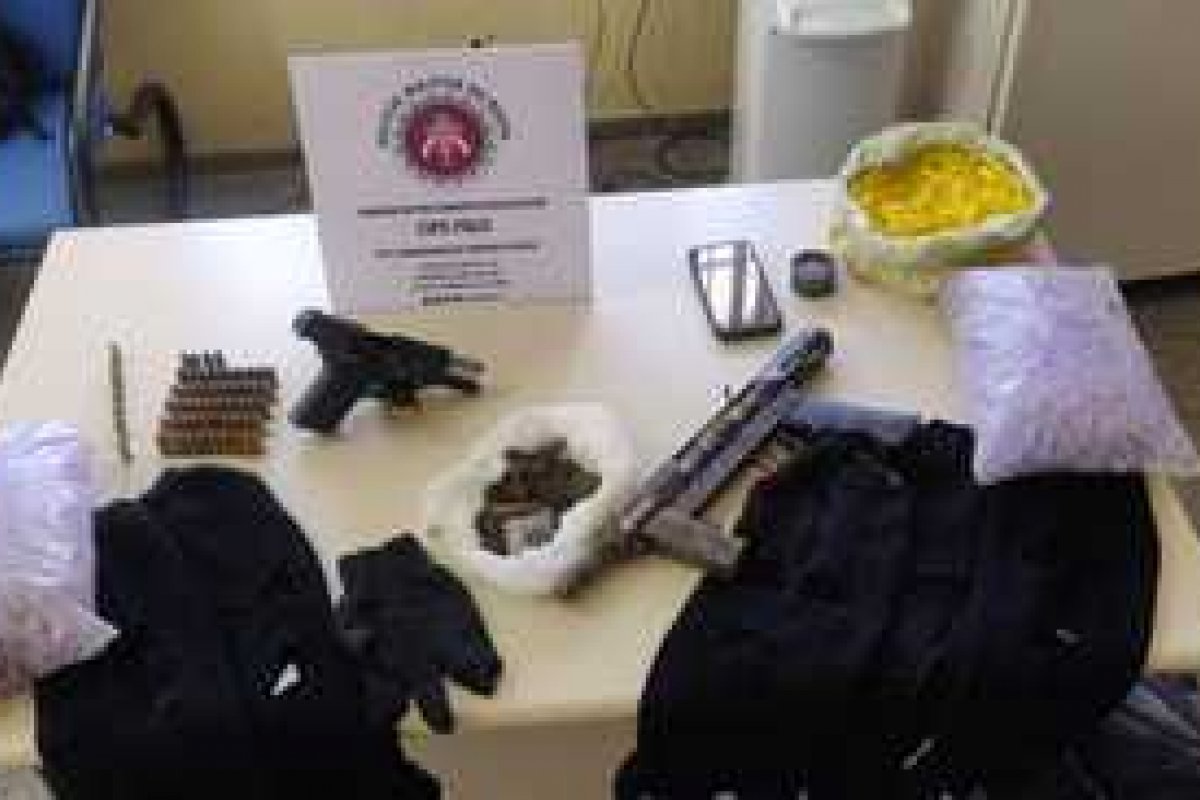 Cipe apreende armas, munições e drogas em Dias D´Ávila, na Região Metropolitana de Salvador